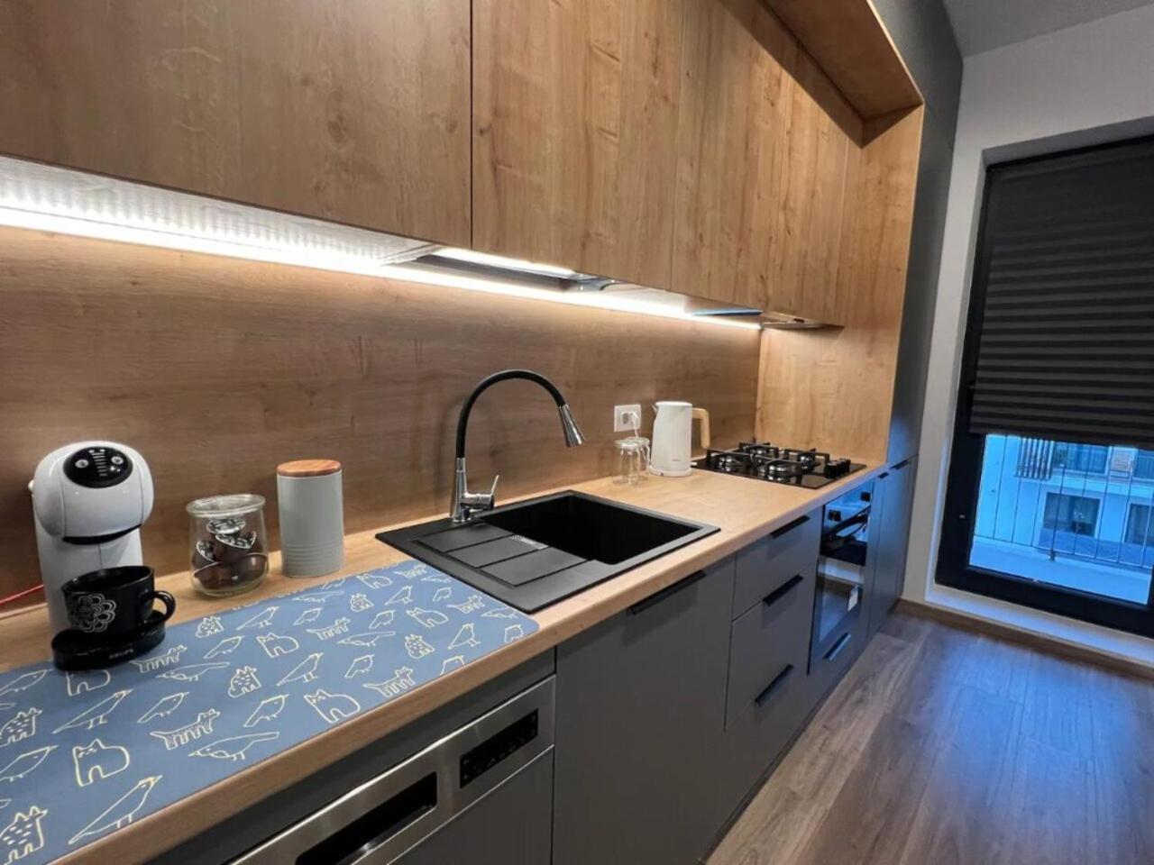 High-Rise Luxury Apartment With Free Parking Bukareszt Zewnętrze zdjęcie