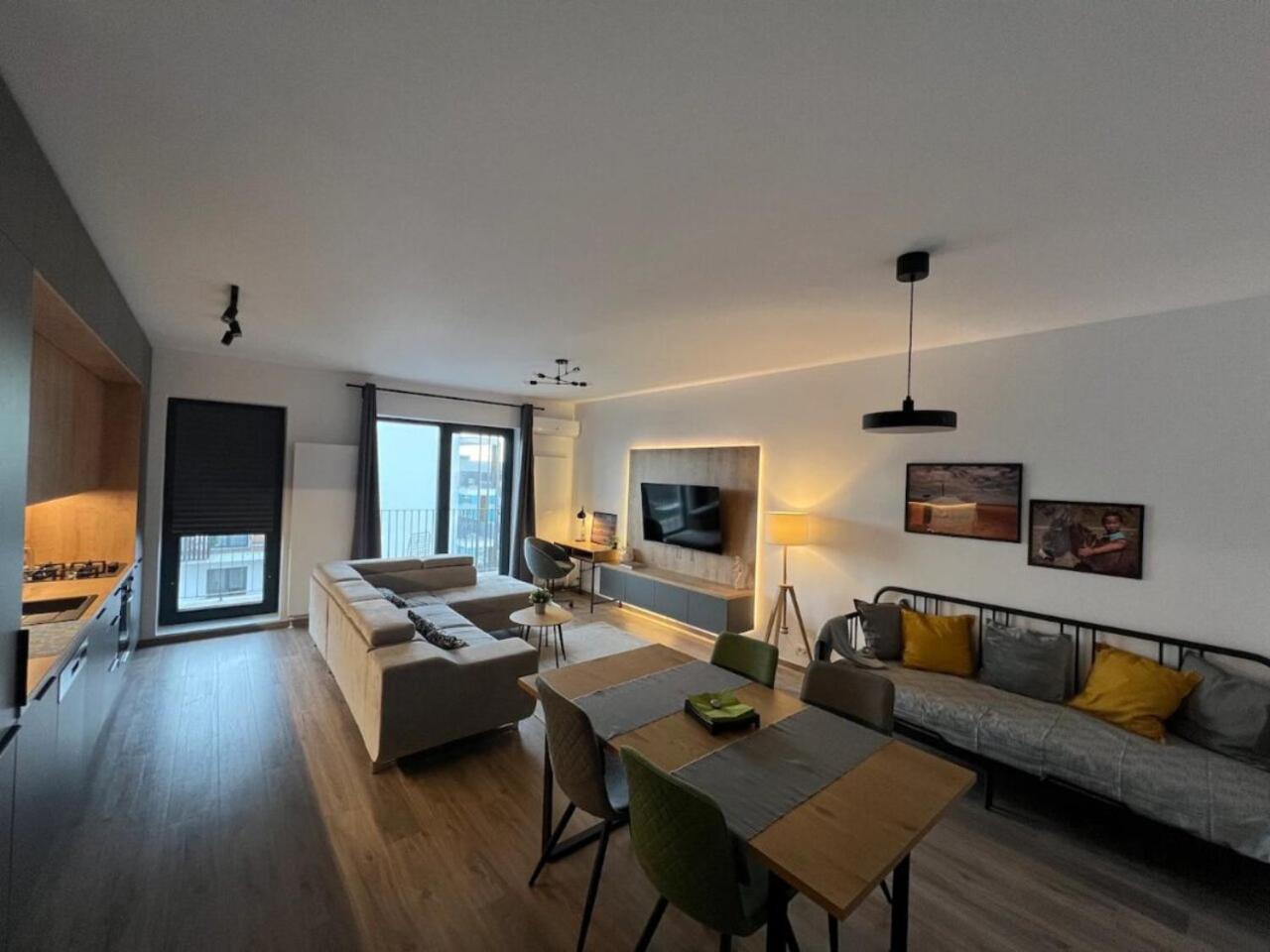 High-Rise Luxury Apartment With Free Parking Bukareszt Zewnętrze zdjęcie