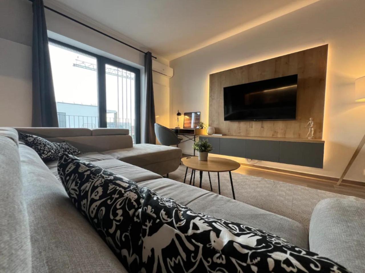 High-Rise Luxury Apartment With Free Parking Bukareszt Zewnętrze zdjęcie